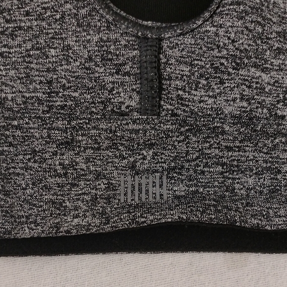 VICTORIA SECRET VSX SPORT THE PLAYER CROSSBACK - Picture 5 of 7